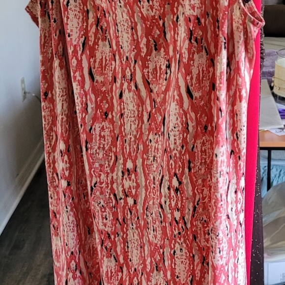 Ellen Tracy Pink and White Dress - Picture 4 of 4